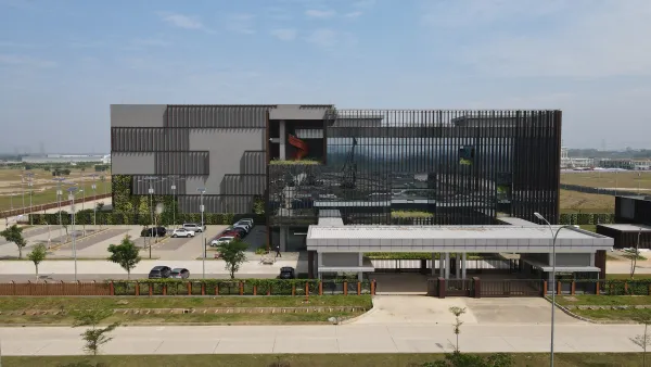 NeutraDC Achieves ISO 14644-1 Class 8 Air Quality Standards: A Milestone for Excellence