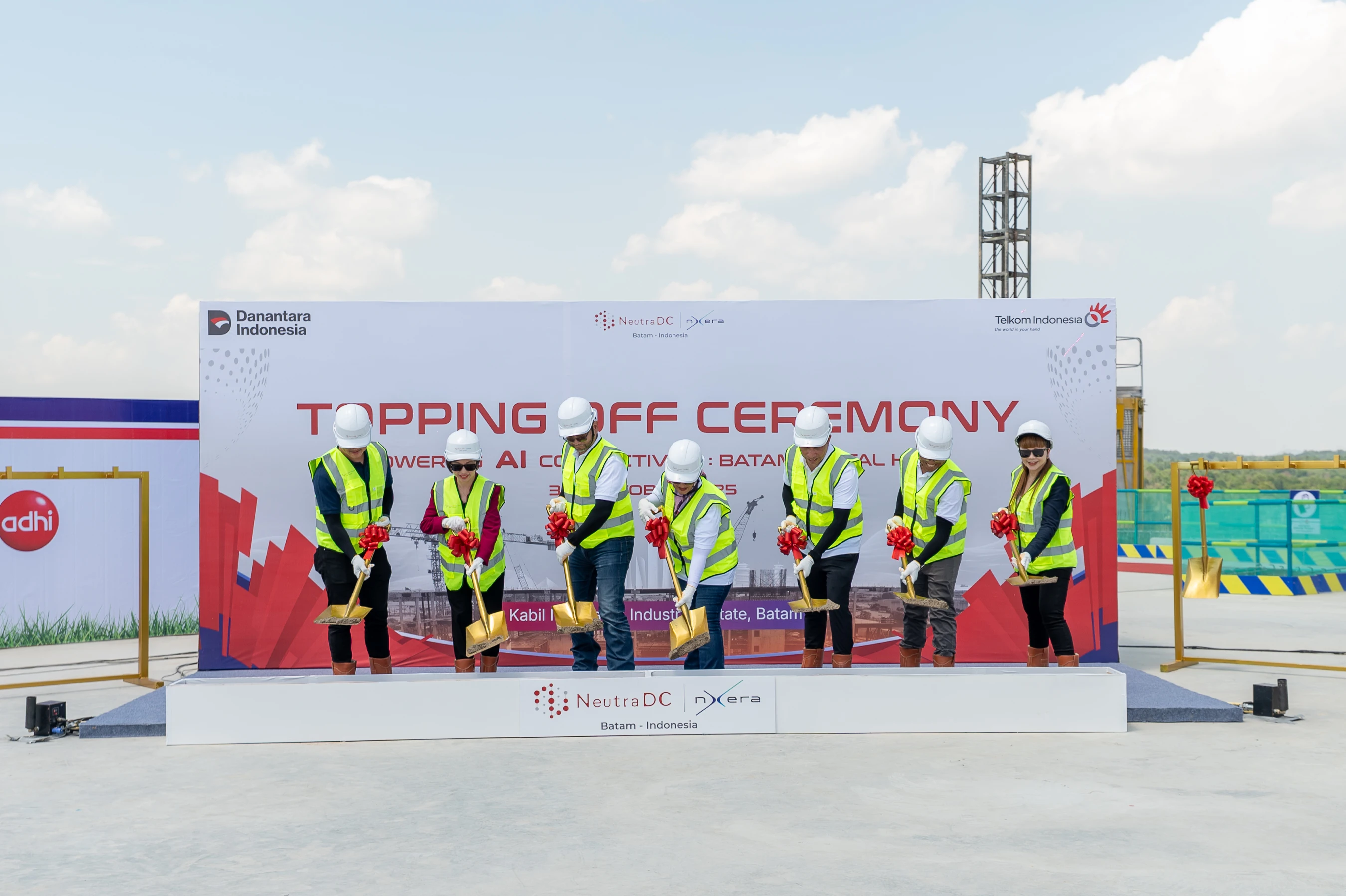TelkomGroup Tops Off NeutraDC Nxera Batam Hyperscale Data Center to Power the AI Ecosystem 